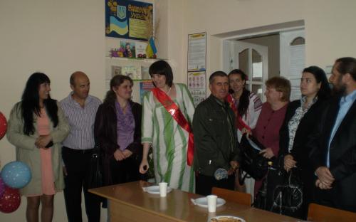 Разом із батьками і класним керівником у своєму класі